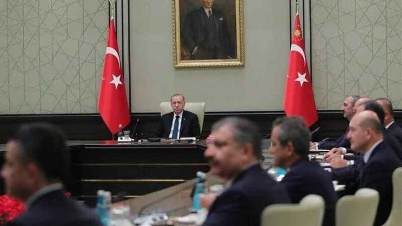 Kabinede değişiklik olacak mı? AK Parti'den açıklama geldi