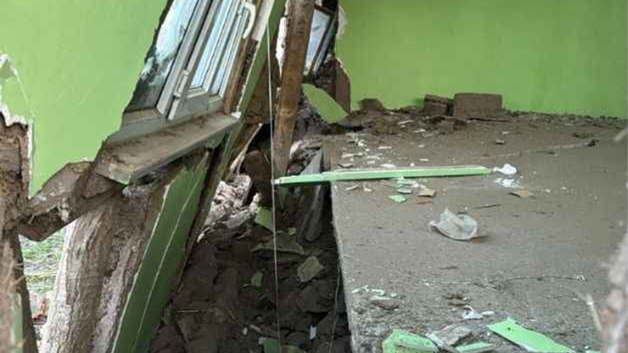 Tokat’ta depremin izleri gün ağarınca ortaya çıktı
