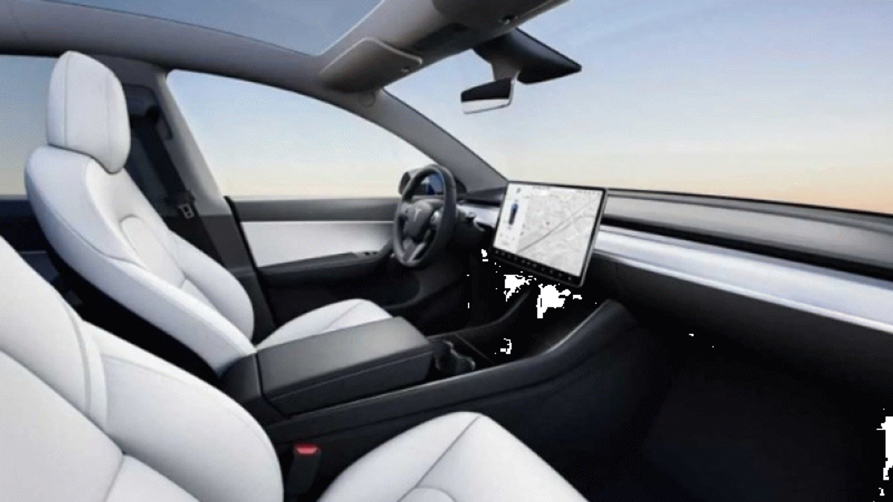 Tesla araç fiyatlarını düşürdü
