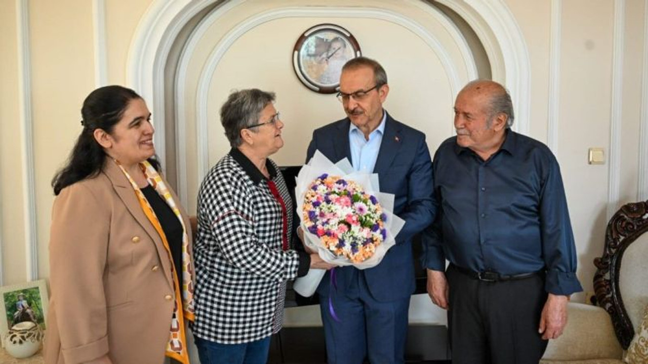 Yavuz Çifti, Şehidimizin annesini ziyaret etti