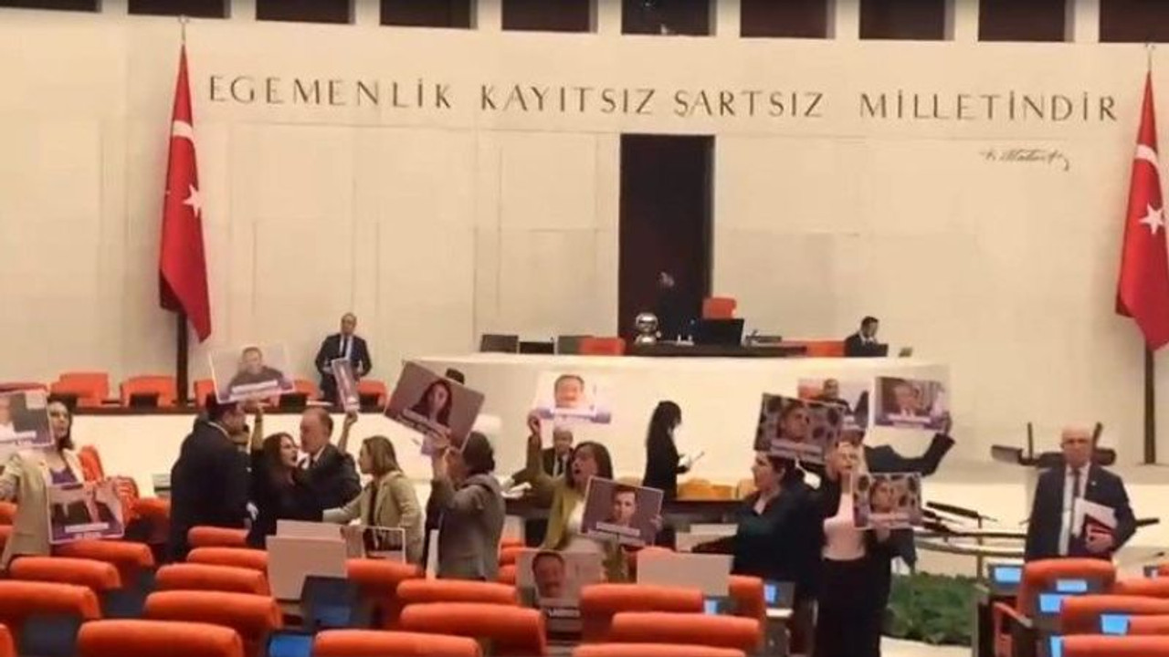 TBMM Genel Kurulu'nda 'Kobani davası' tepkisi: Vekiller protesto etti!