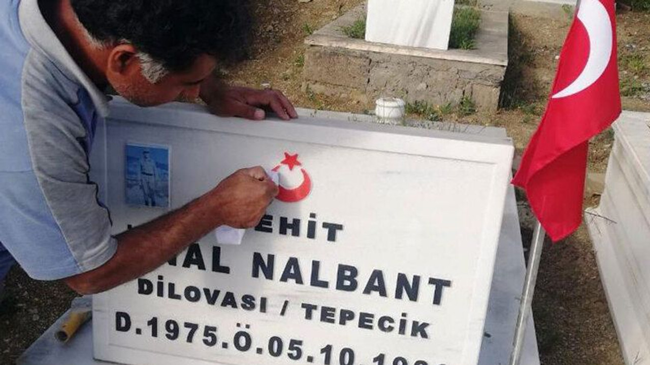 Şehitlikler unutulmuyor