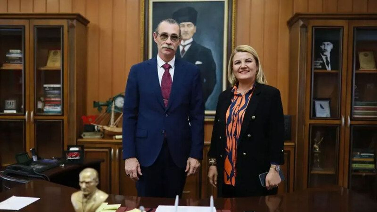 Hürriyet, oyuncu başkana gitti