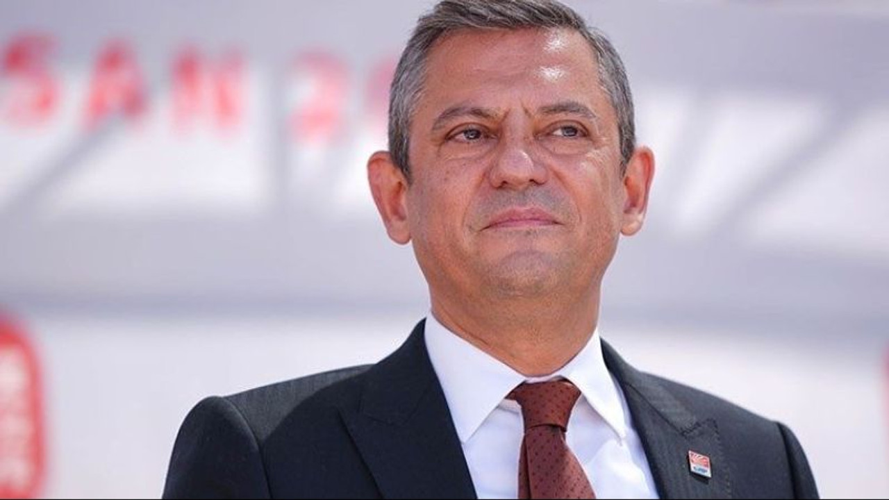 Ekrem İmamoğlu'nun ‘Roma’ gezisi gündem oldu: Özgür Özel’den ilk yorum