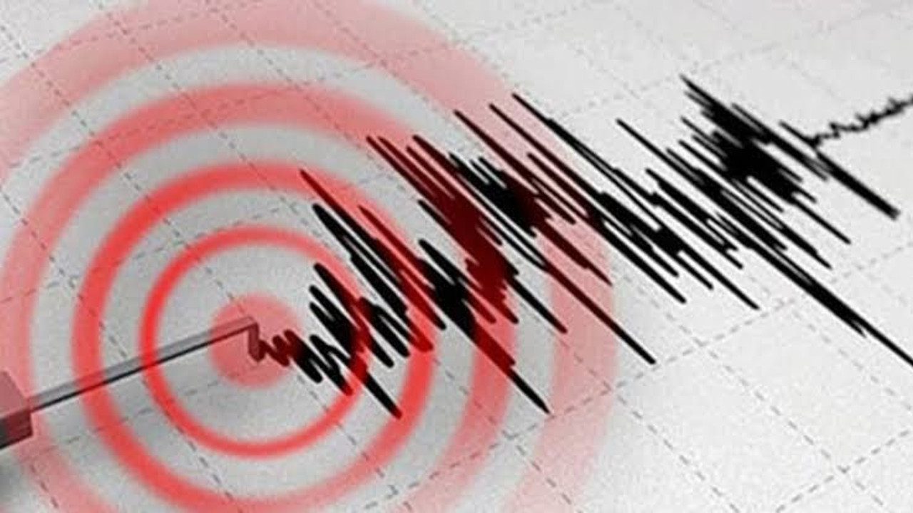 İstanbul'da gece yarısı deprem