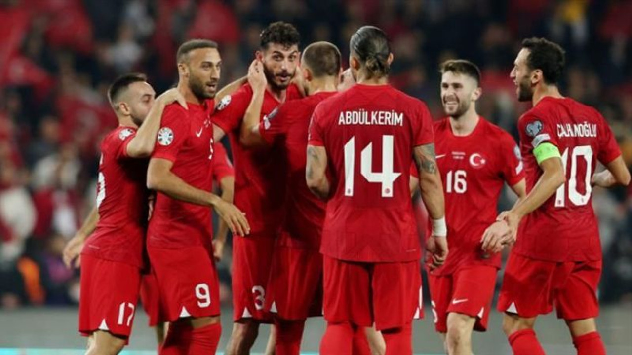 O Şirket Kadın ve Erkek A Mili Futbol Takımlarının sponsoru oldu