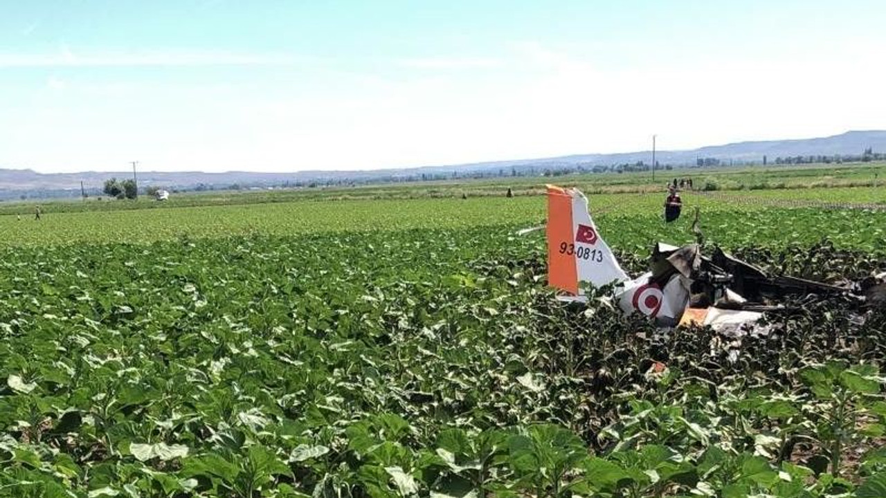 Kayseri'den acı haber: Askeri uçak düştü iki personel şehit oldu