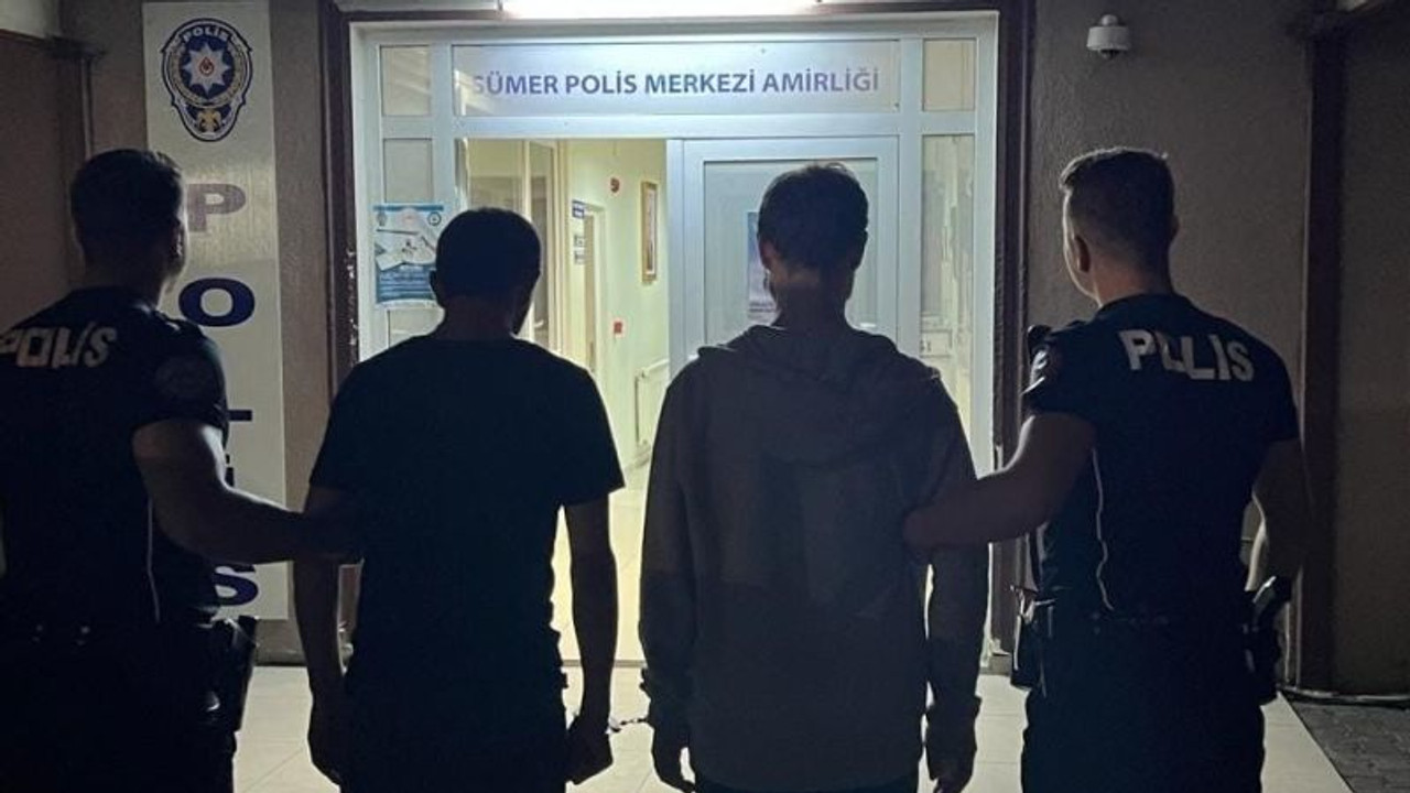 Şüpheli şahısların üzerinden uyuşturucu çıktı