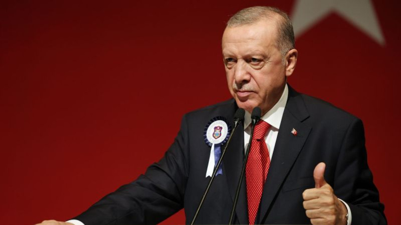 O belediye başkanı Erdoğan'ın fotoğrafını indirdi, hakkında soruşturma başlatıldı!