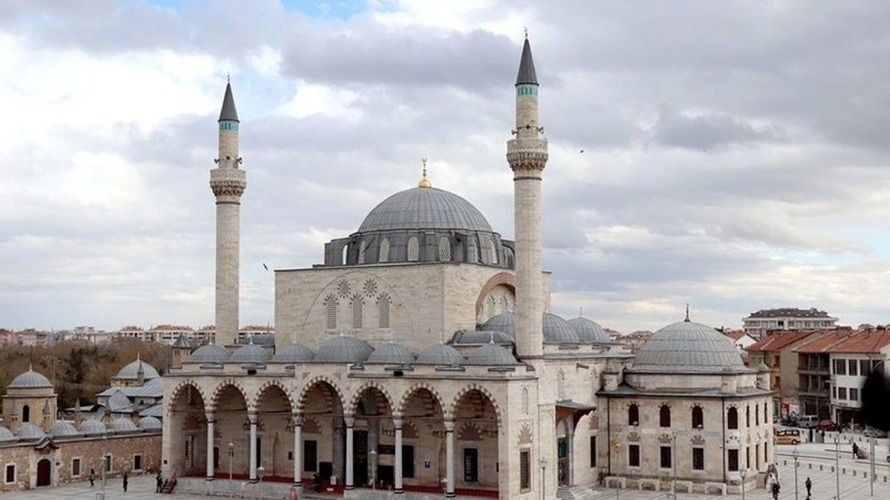 Valizini alan Konya'ya yerleşiyor. Konya'ya akın akın göçün nedeni belli oldu