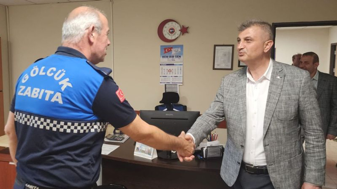 Başkan Sezer çalışma arkadaşlarının bayramını kutladı