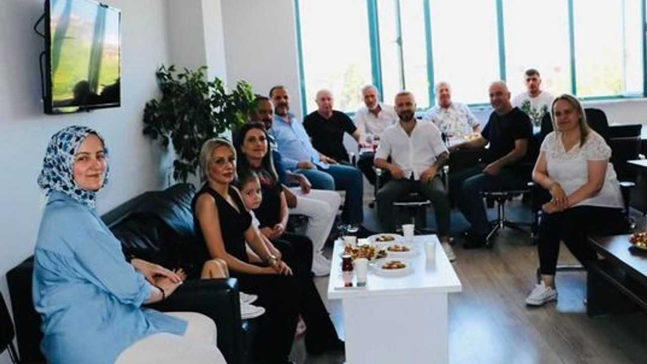 İYİ Parti Gebze’de bayramda tadında bayramlaşma