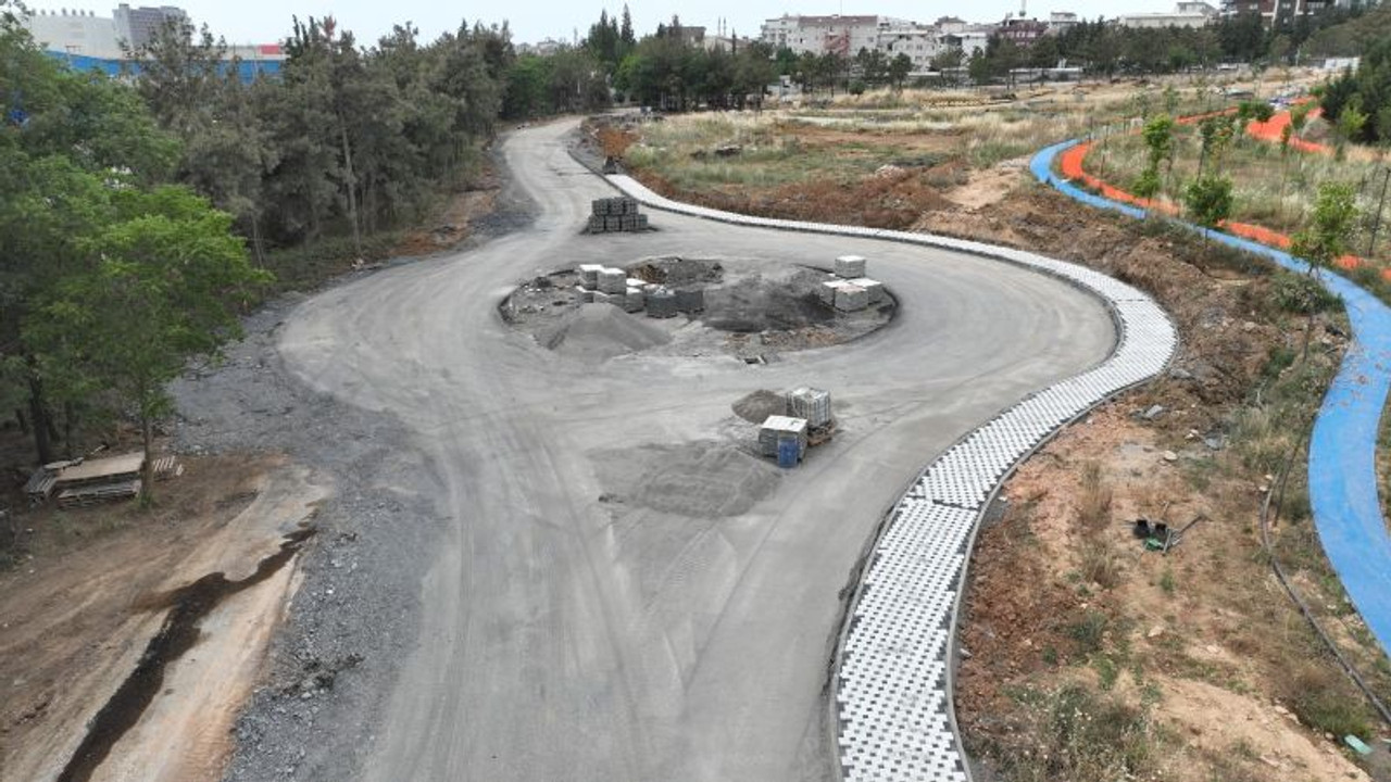 Gebze Millet Bahçesi'nde 3 bin 800 metre yol asfaltlandı