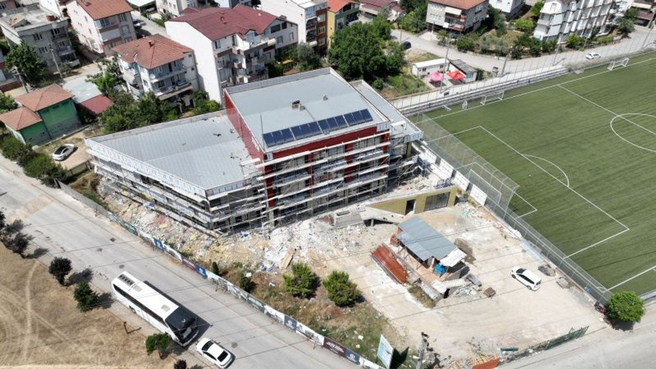 Kocaelili gençler dikkat! Bu gençlik merkezinde fitness salonu bile var!