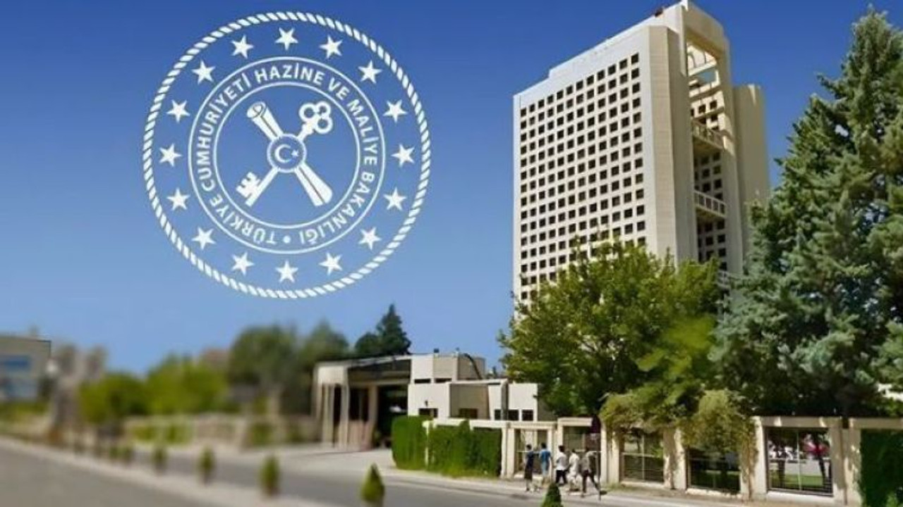 Hazine ve Maliye Bakanlığından 'makam aracı' ve 'çifte maaş' iddialarına yanıt geldi