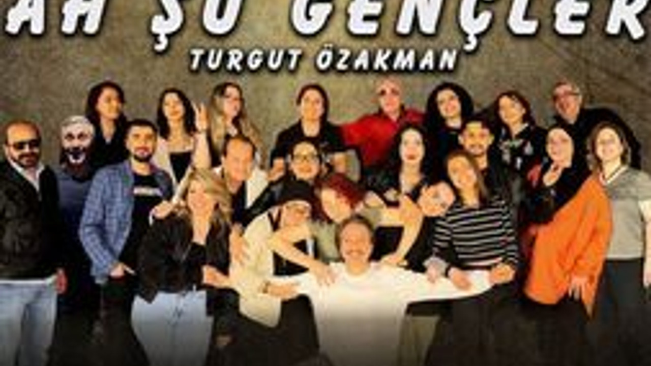 AY-KO Tiyatro oyuncuları Özakman’ın ölümsüz eseri ile seyirciyle buluşacak