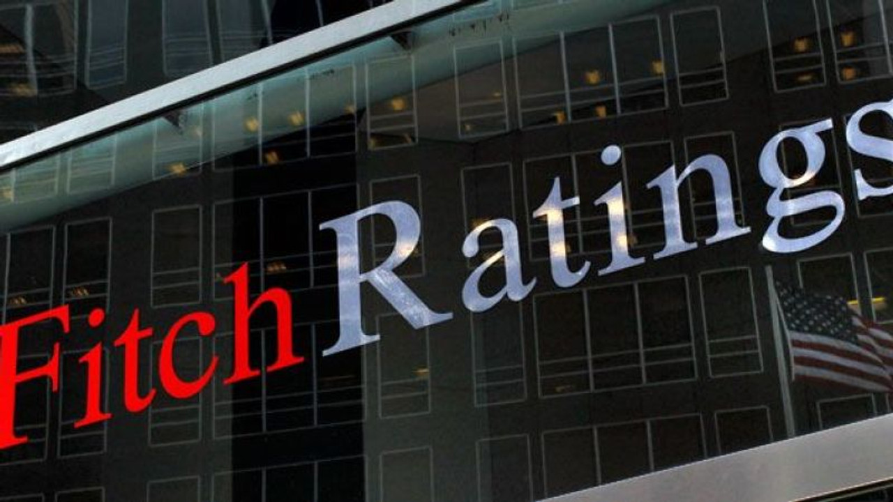 Fitch'ten iki Türk bankasına 'yatırım yapılabilir' notu
