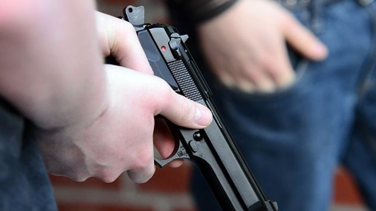 İran’da seçim sandıklarını taşıyan araca silahlı saldırı: 2 ölü, 5 yaralı