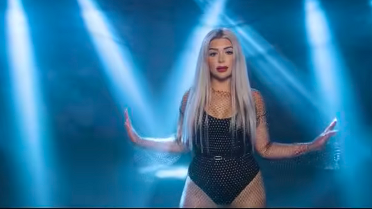Nazlı Işık Leyla Sözleri