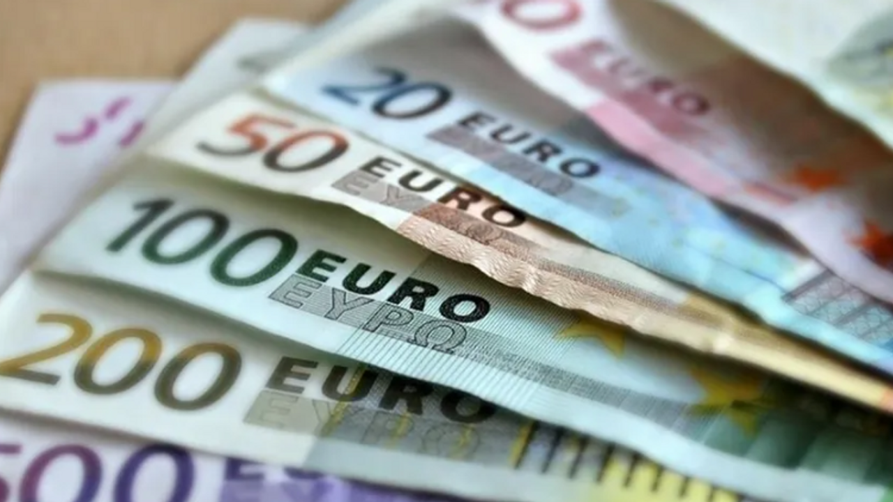 Euro'dan tarihi rekor