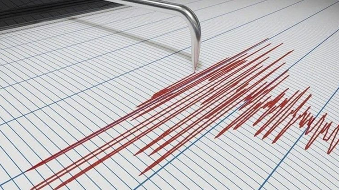 Suriye'de 5.2'lik deprem: Türkiye'den de hissedildi