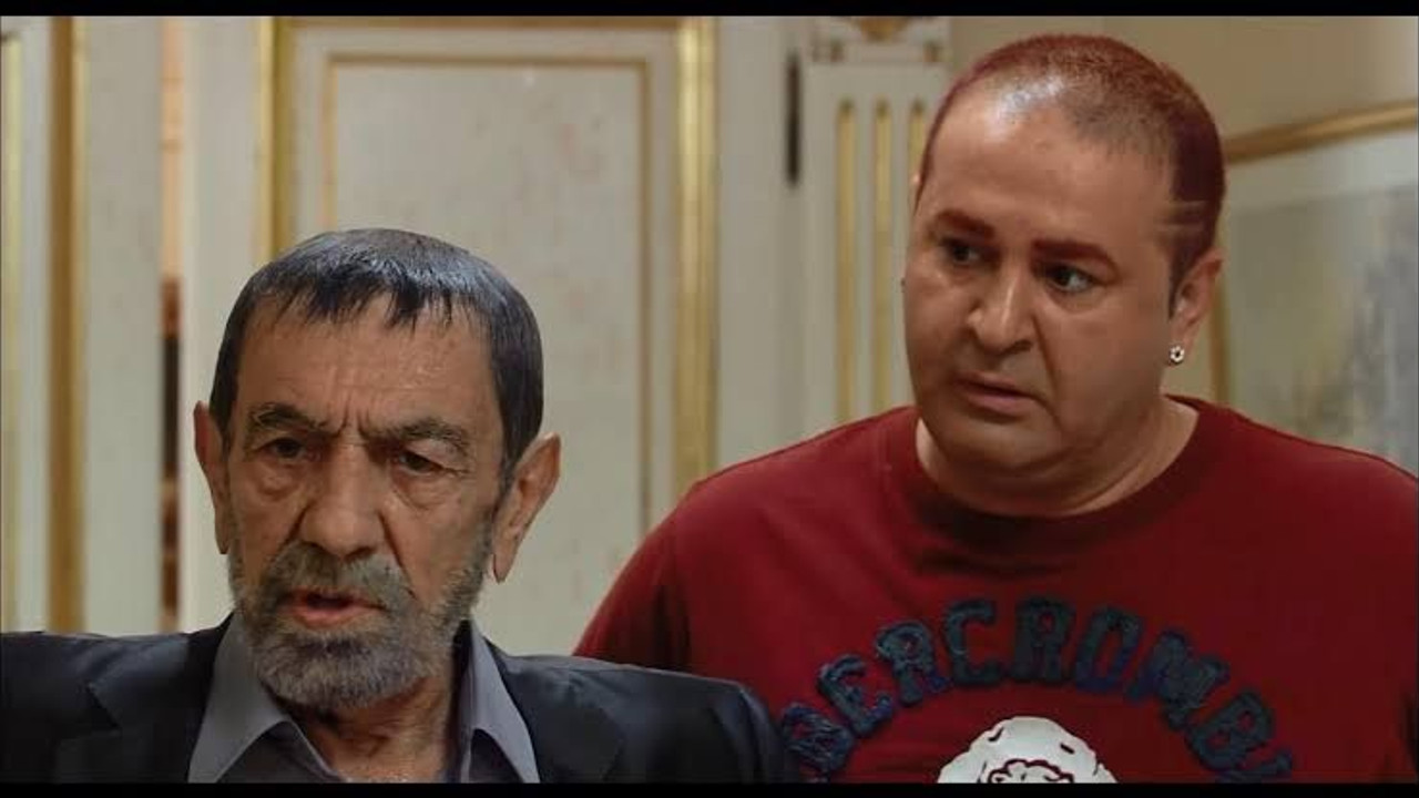 Şafak Sezer, Aydemir Akbaş'ın cenazesindeki Tiktokçulara isyan etti