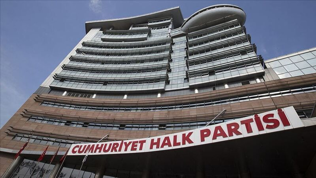 İYİ Parti'den istifa eden vekil CHP'ye katıldı