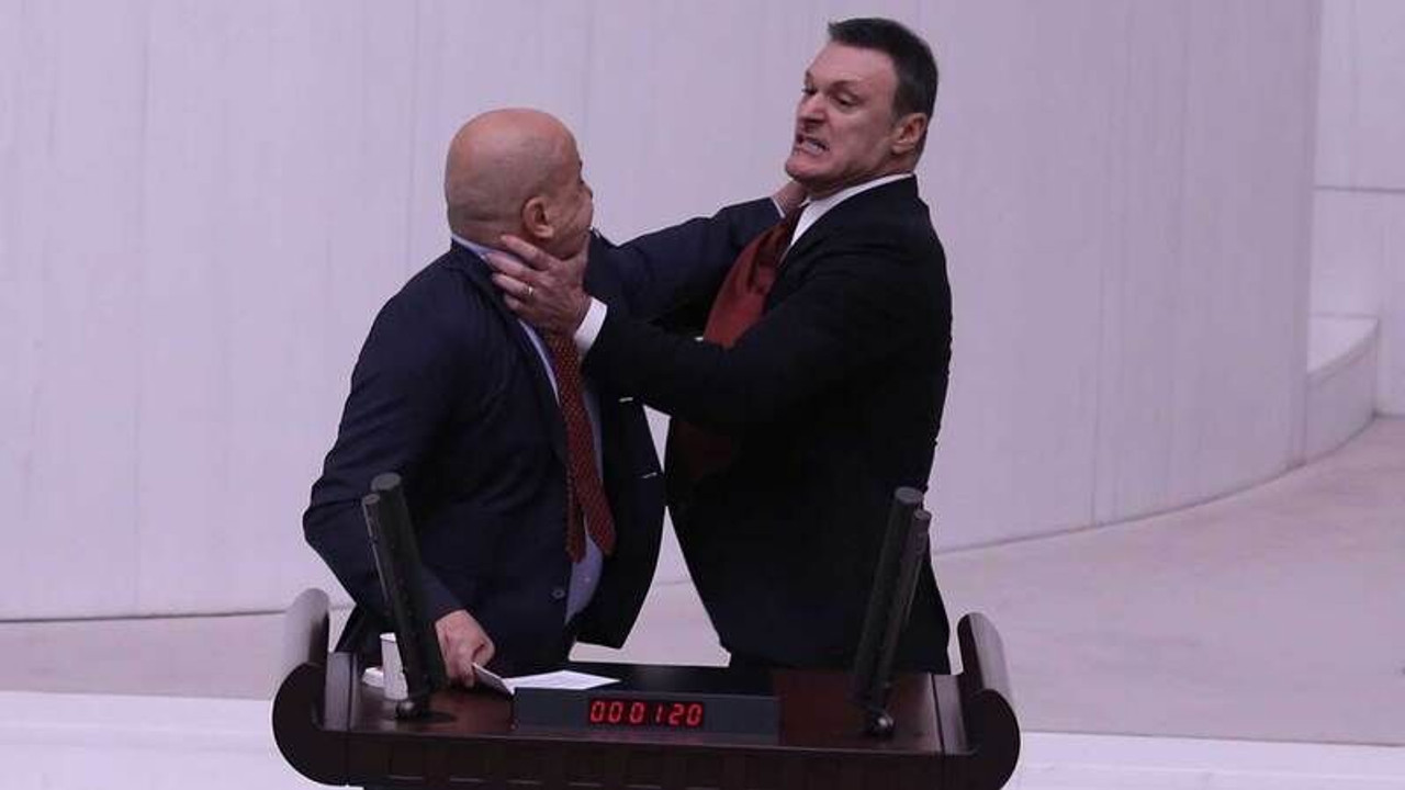 Özgür Özel "Alpay Özalan denilen organizma..."