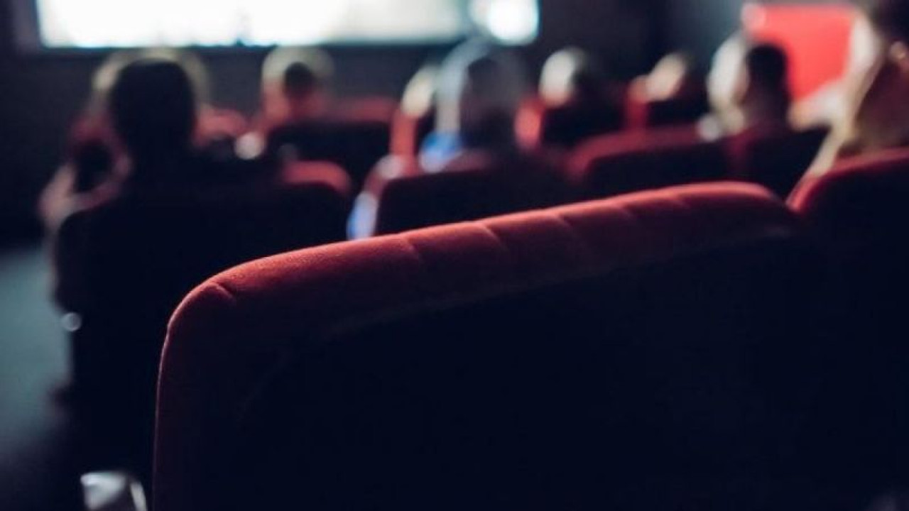 Tüm ilçe davetli, ücretsiz dev ekranda sinema