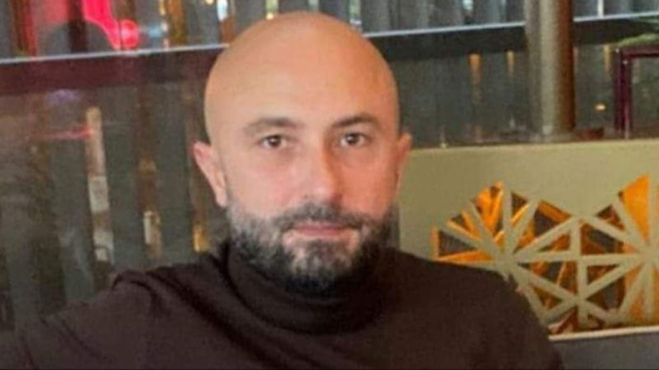 Genç galerici denizde kalbine yenildi