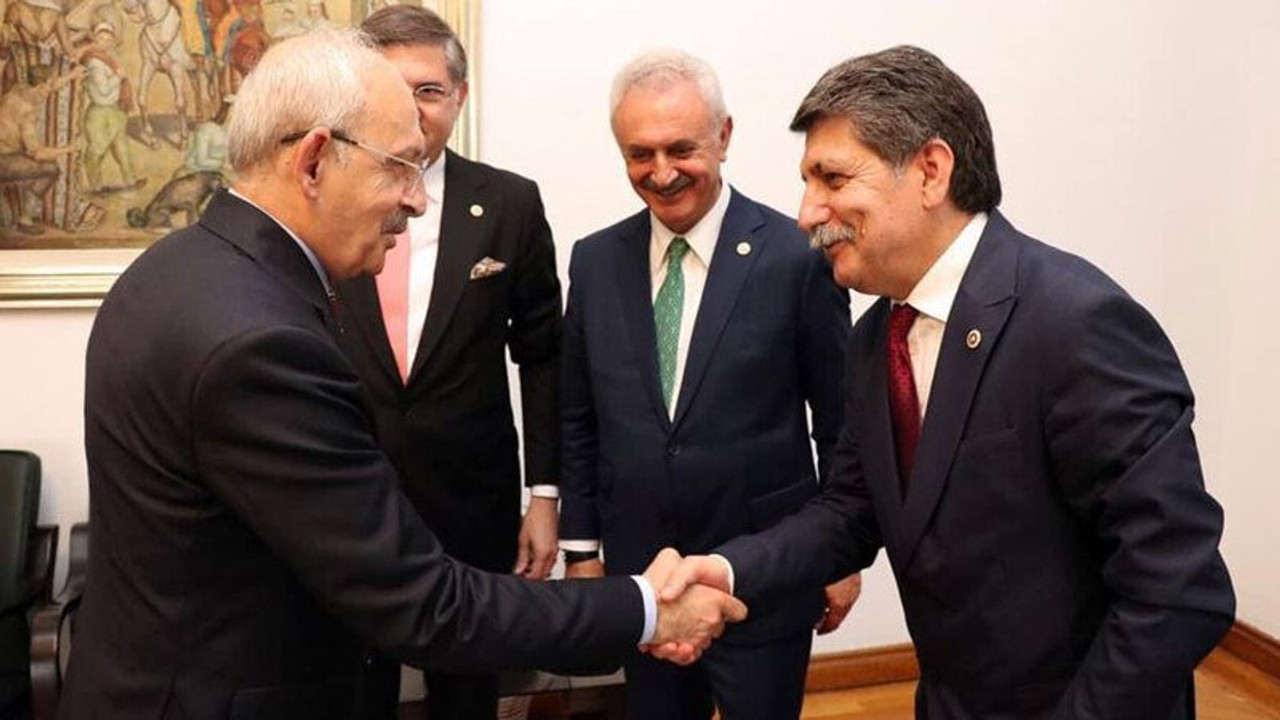 Kocaeli vekilleri Kılıçdaroğlu’nun arkasında