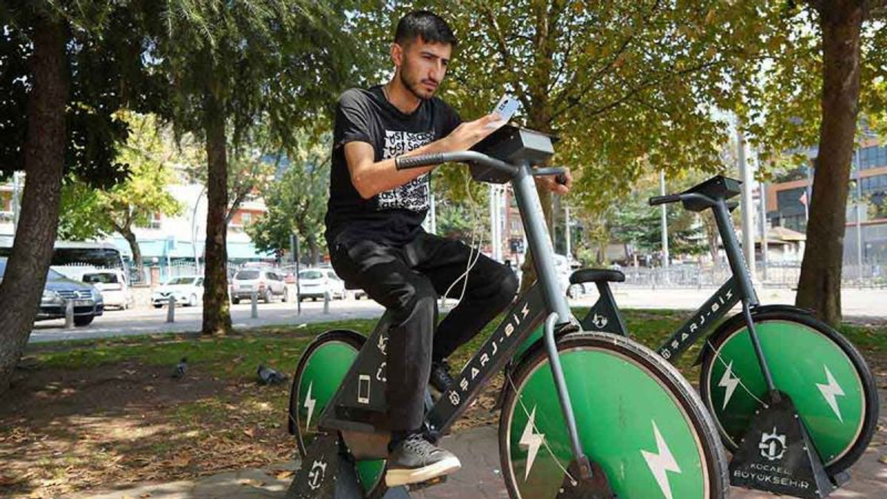 Hem spor yap hem telefonunu şarj et
