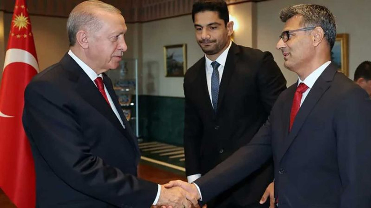 Cumhurbaşkanı Erdoğan başarılı sporcularla bir araya geldi
