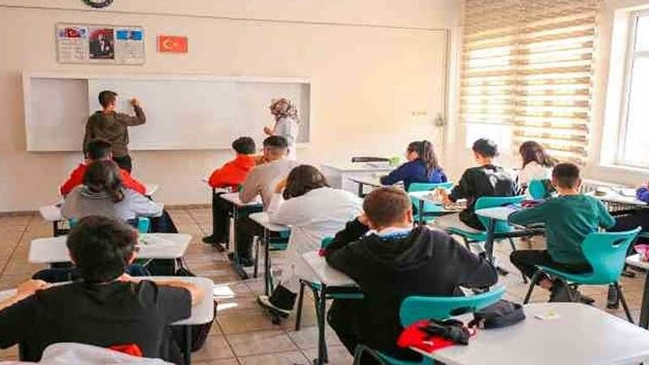 Okula yeni başlayan çocukların ailelerine "kaygı" uyarısı