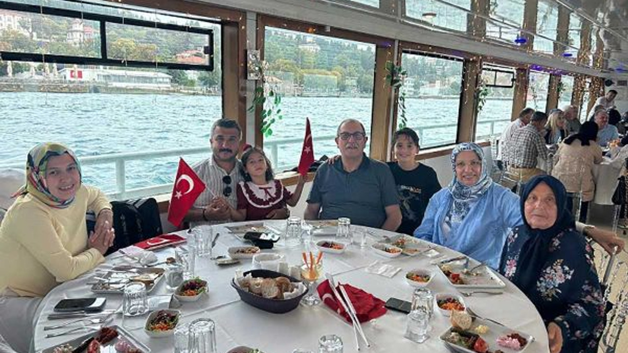 Akça Kocalılar, yat ile Boğaz’ı turladı
