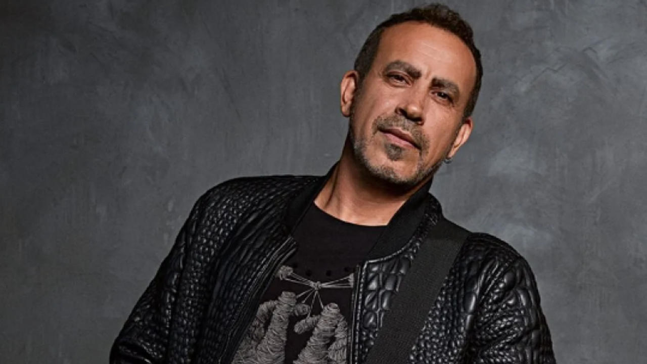 Haluk Levent'in hayatı 'komedi' oluyor