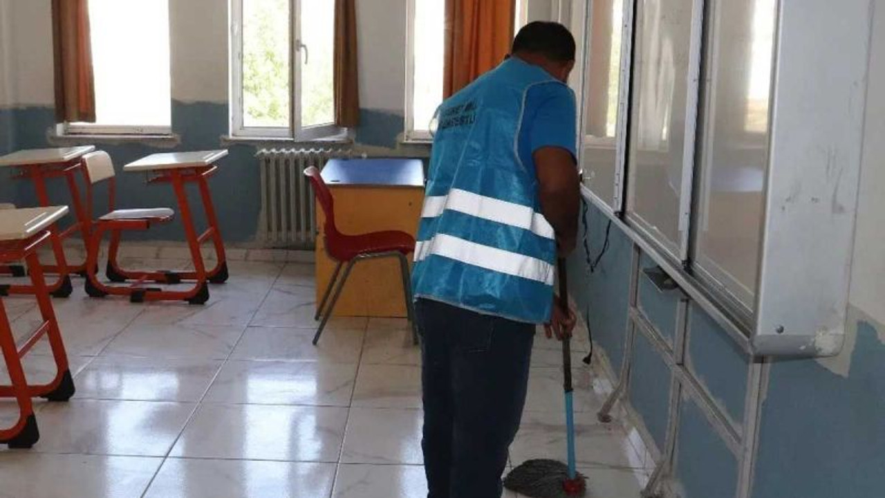 Denetimli serbestlik yükümlüleri 460 okulu onardı