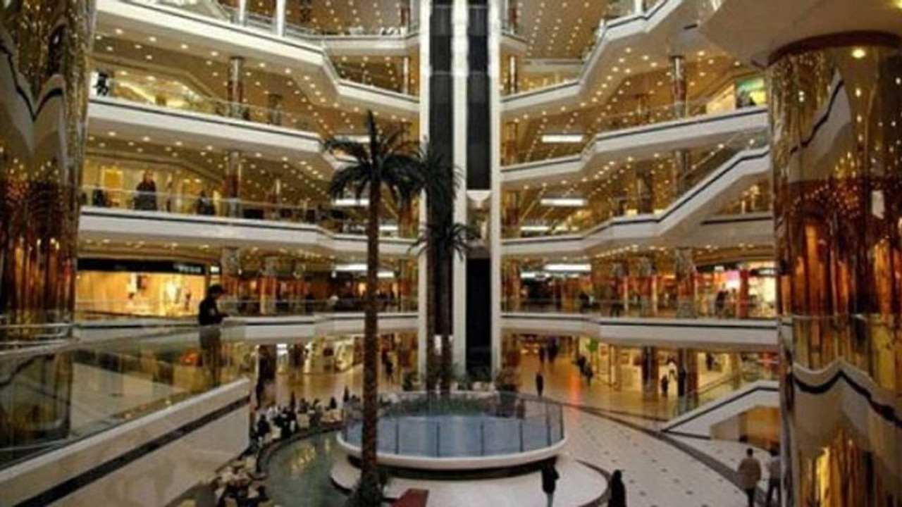 İstanbul'da dev AVM resmen kapanıyor!