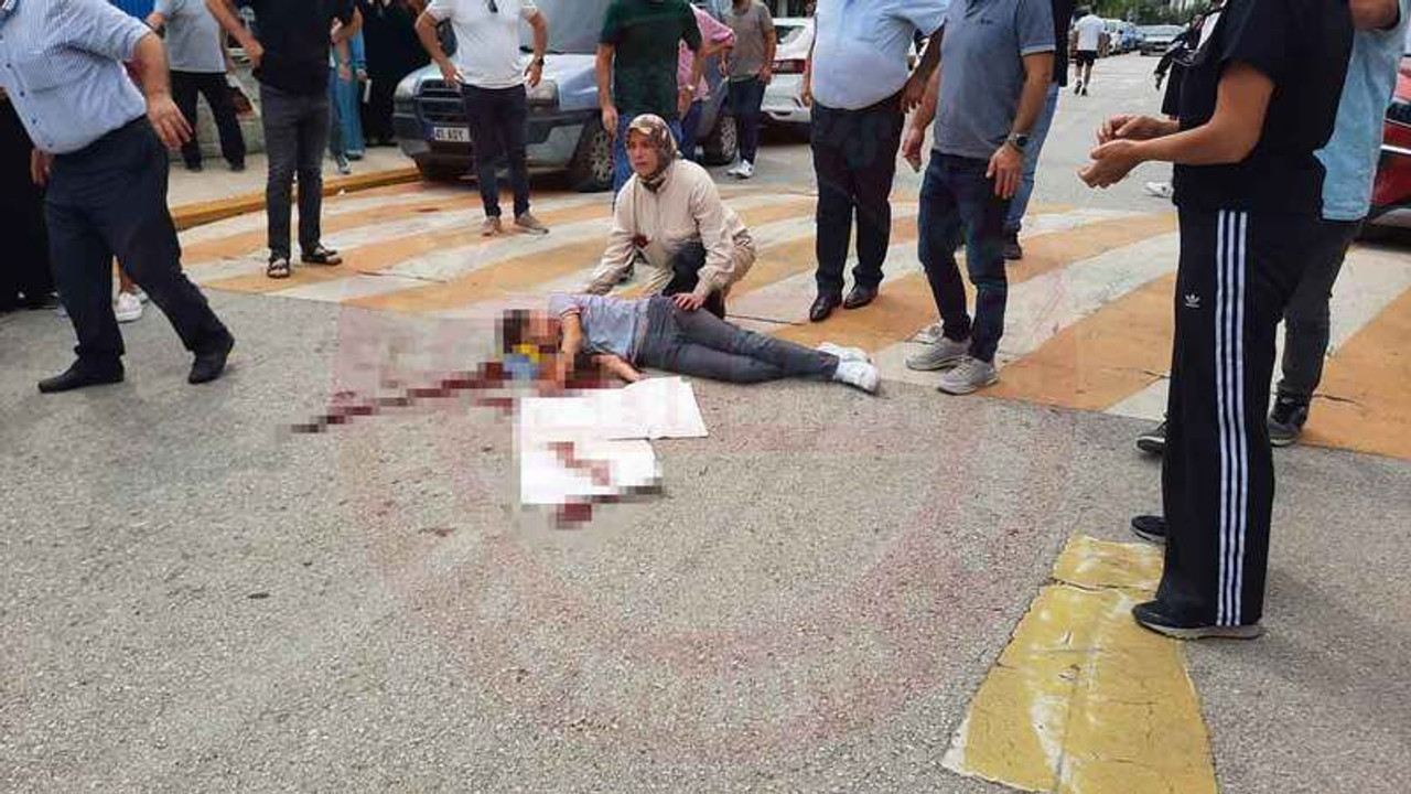 Okul önünde feci kaza, Aracın altında kalan öğrenci ağır yaralandı