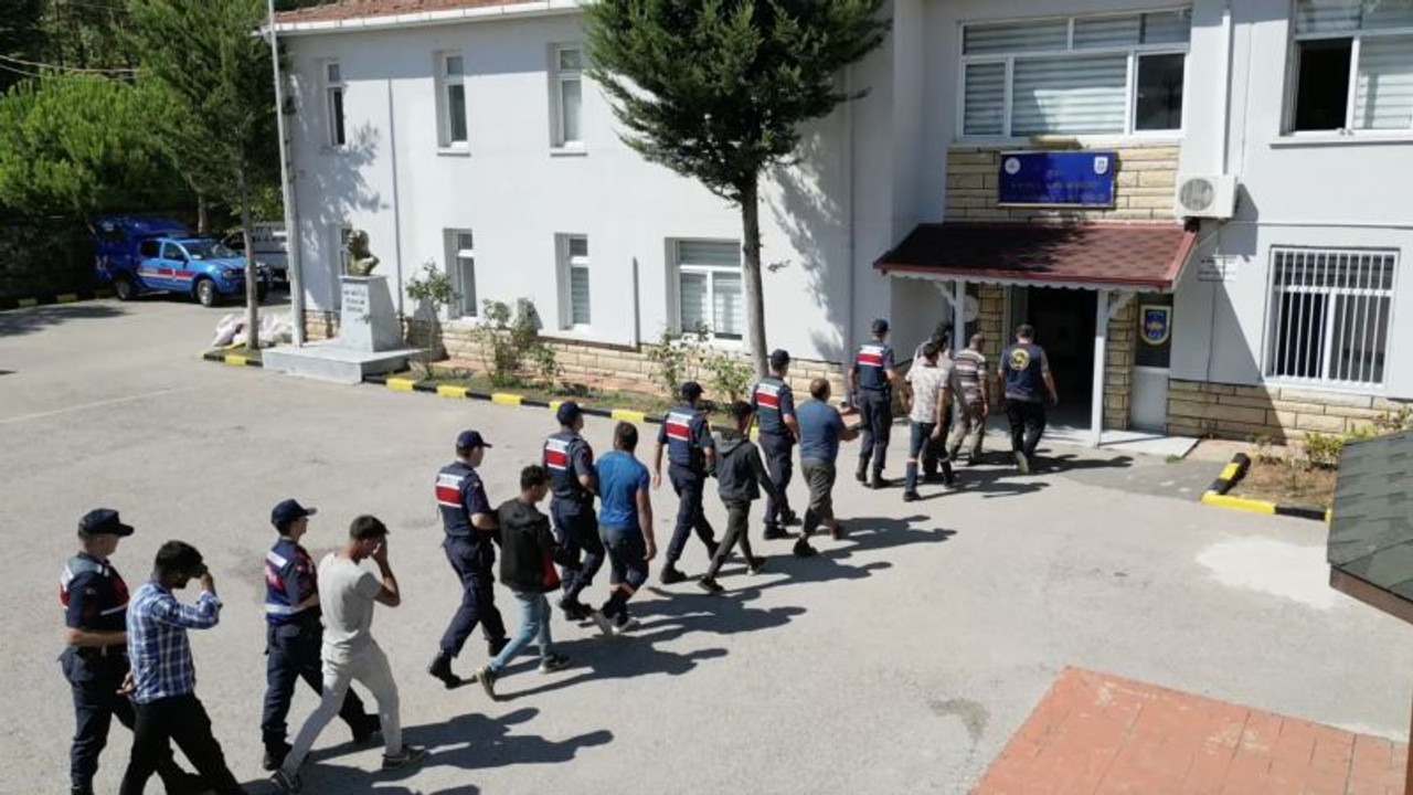 Fındık hırsızları yakalandı!