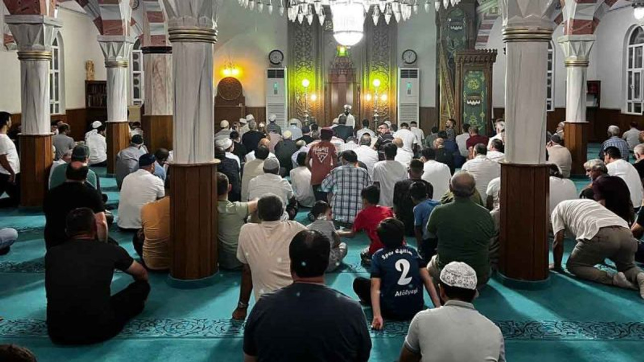 Dünya Birincisi Kocaeli’de Kuran okudu