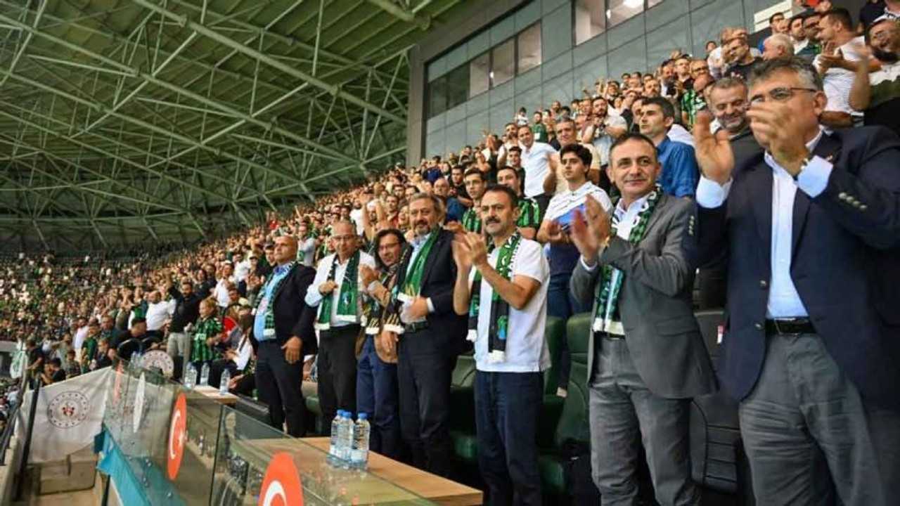 Vali Aktaş Kocaelispor’u yalnız bırakmadı
