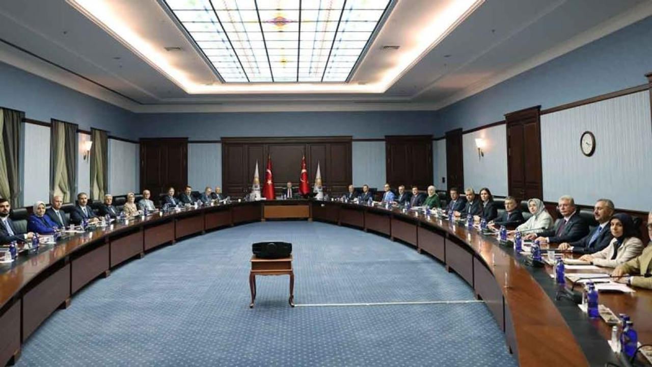 AKP MYK Erdoğan başkanlığında toplandı
