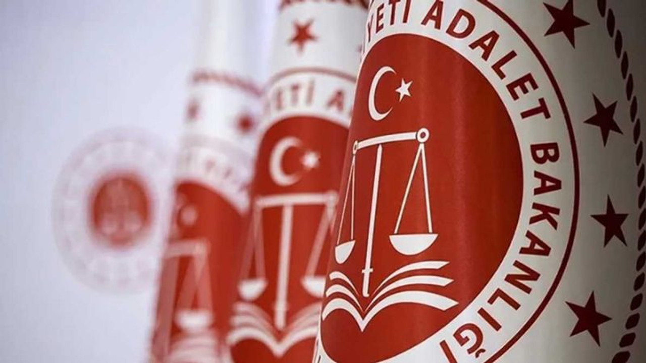 İş arayanlar dikkat! Bakanlık 300 personel alacak