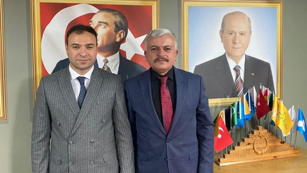 MHP’de il başkanı değişti, ülkü ocakları binaya girdi!