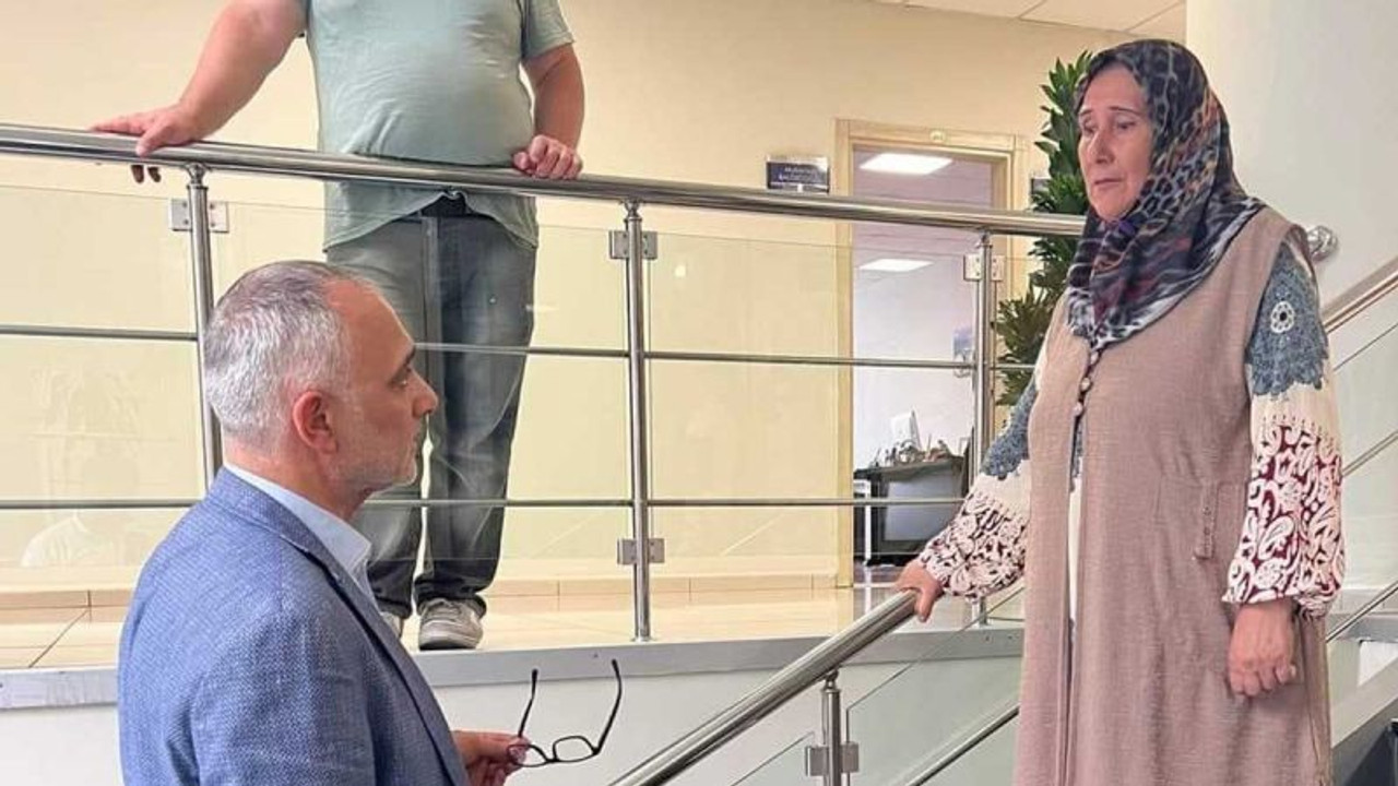 Koskoca belediyede derdini anlatacak kimseyi bulamadı