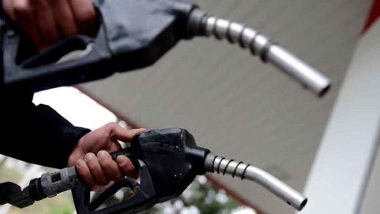Benzine zam bekleniyor