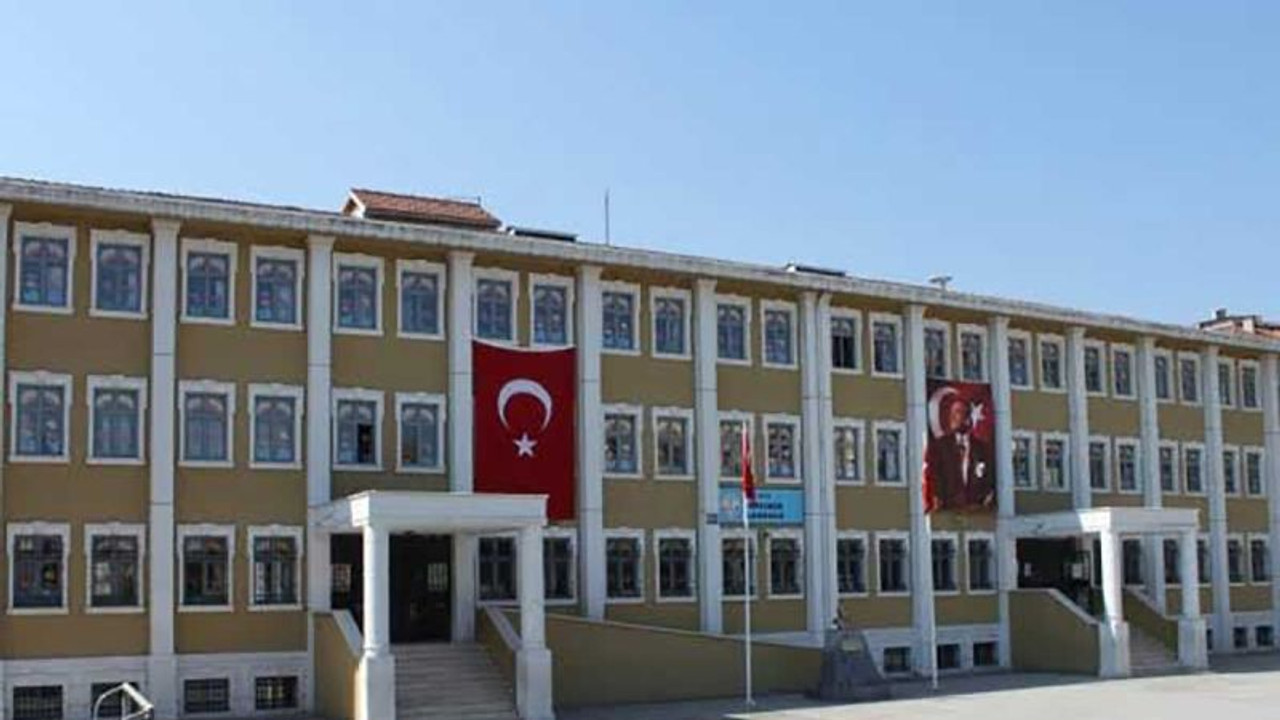 Kocaeli’deki okullar velilerden temizlik parası istemeye başladı!