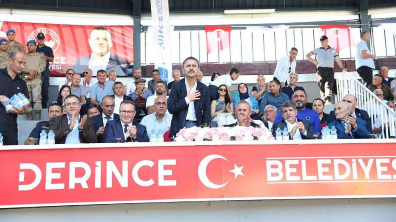 Vali Aktaş, İshakçılar Yağlı Pehlivan Güreşlerini İzledi