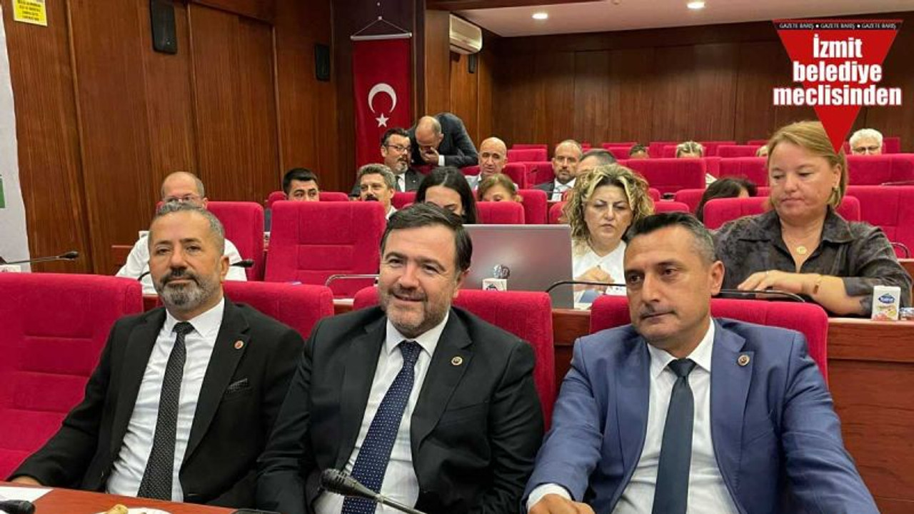 MHP, İzmit’te satılan arsaları sordu
